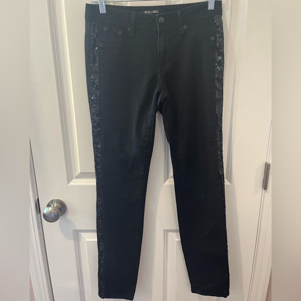 Roz & Ali Black Jeans Size 2